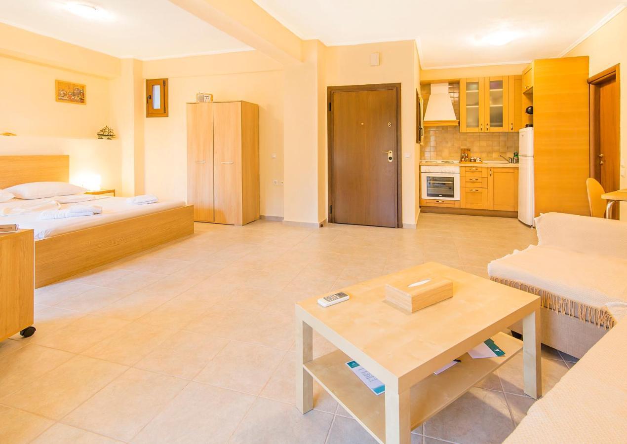 Marina'S Elegance Apart otel Kriopigi Dış mekan fotoğraf